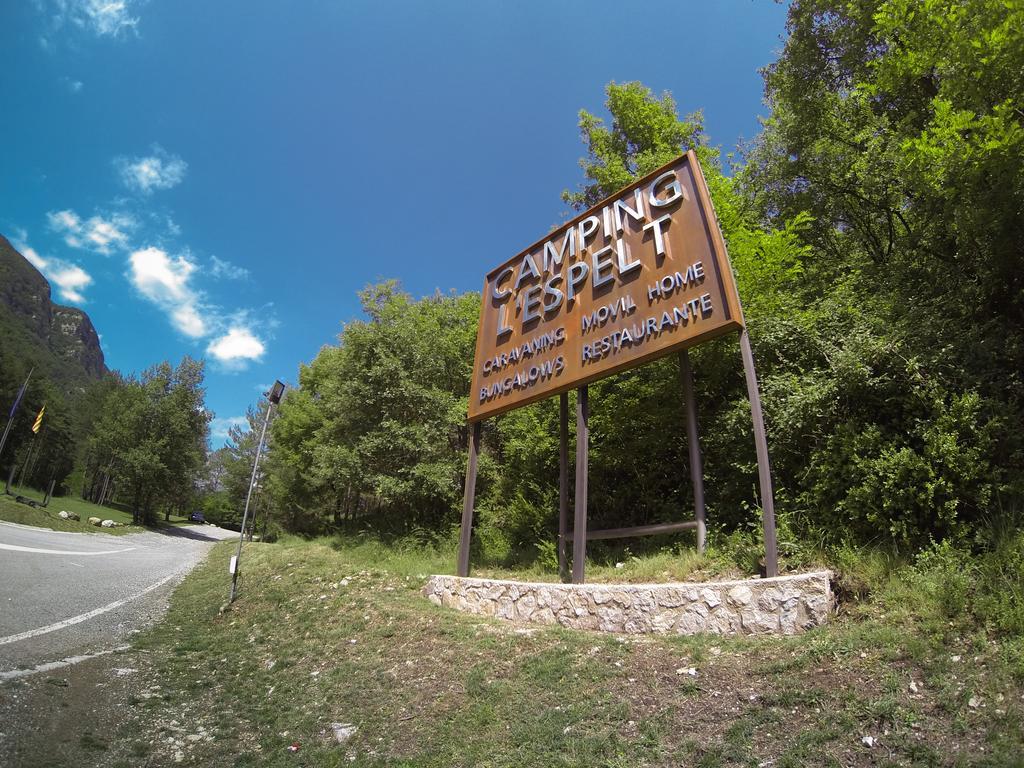 Camping L'Espelt La Pobla de Lillet Exterior photo