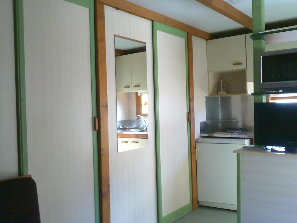 Camping L'Espelt La Pobla de Lillet Room photo